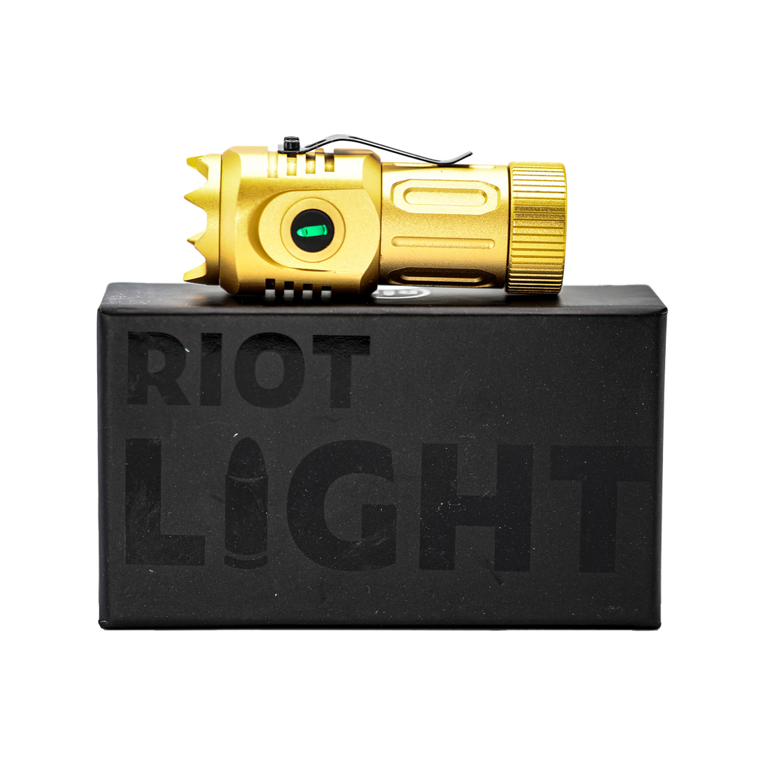 Riot Light – Lone Survivalist